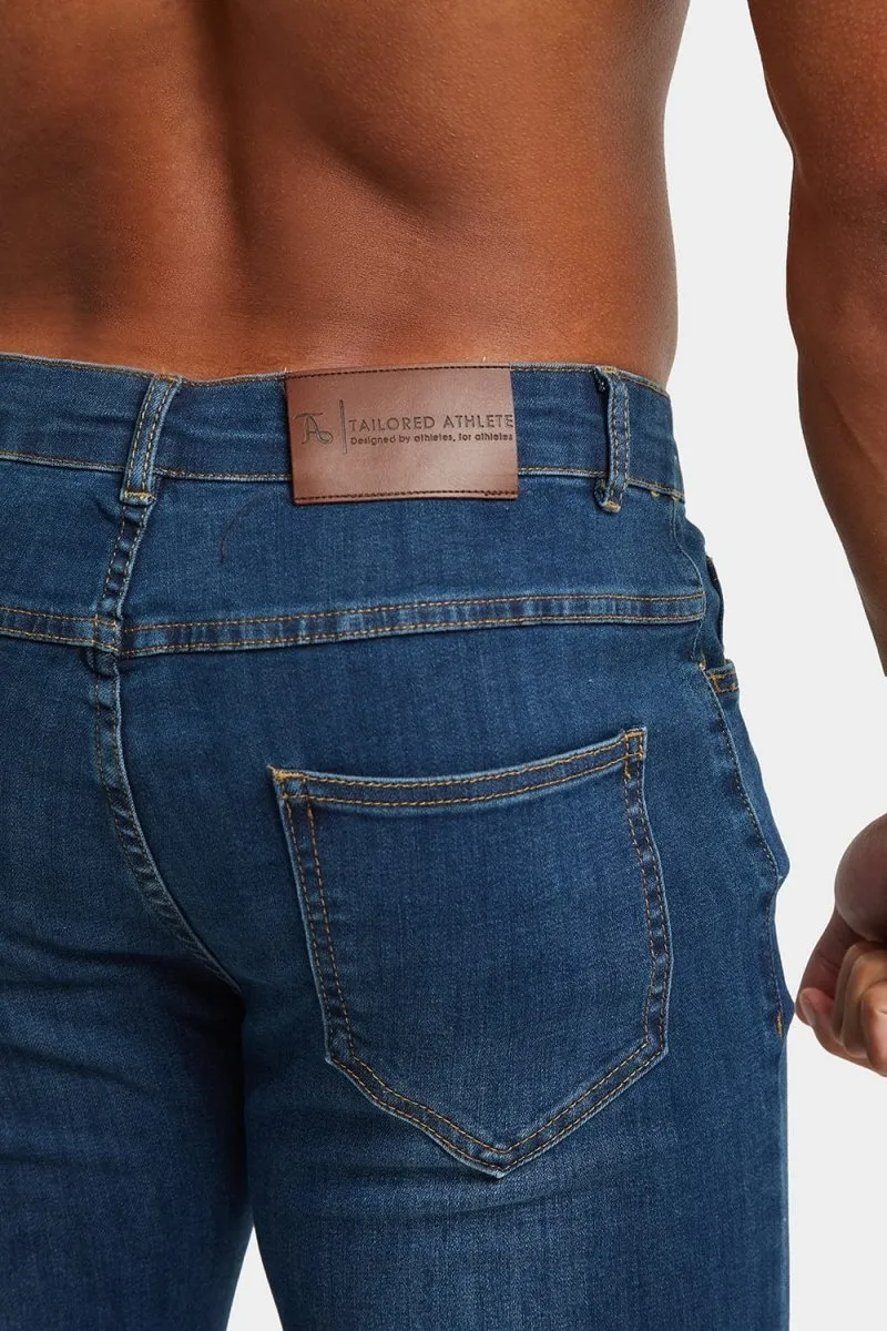 Athletic Fit Jeans in Dark Blue