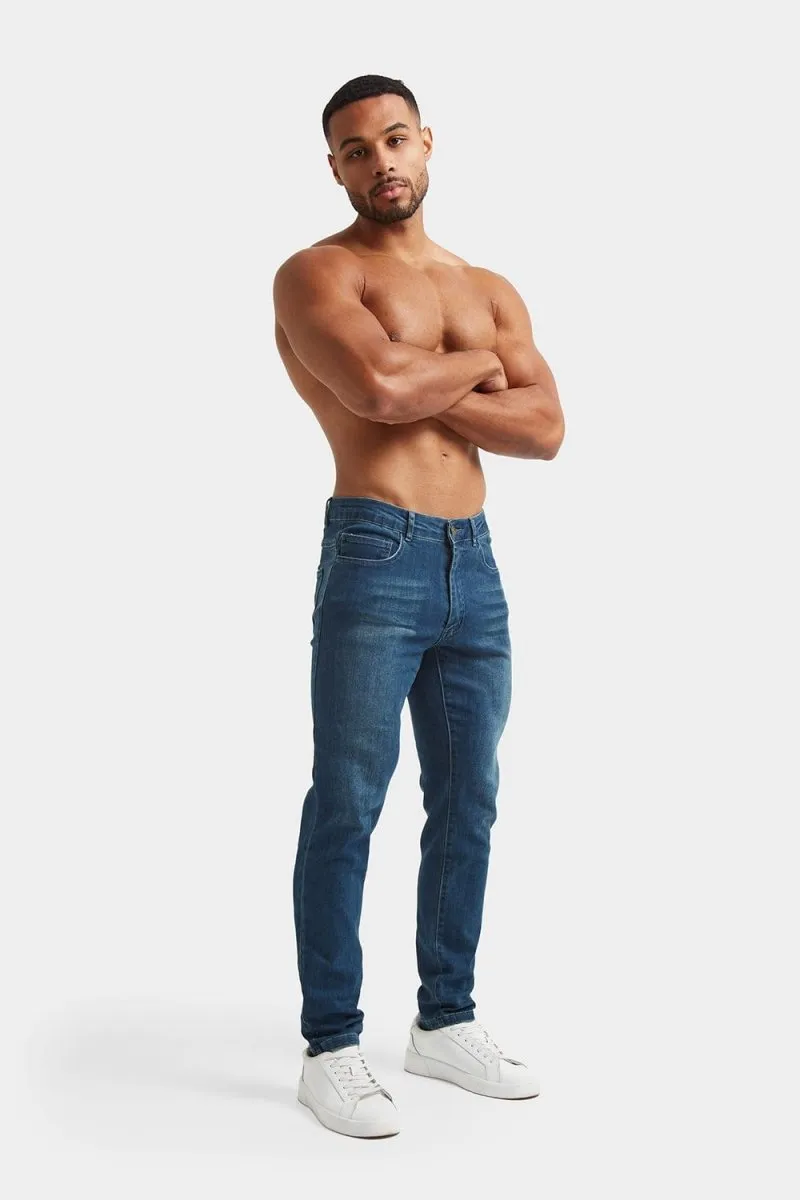 Athletic Fit Jeans in Mid Blue