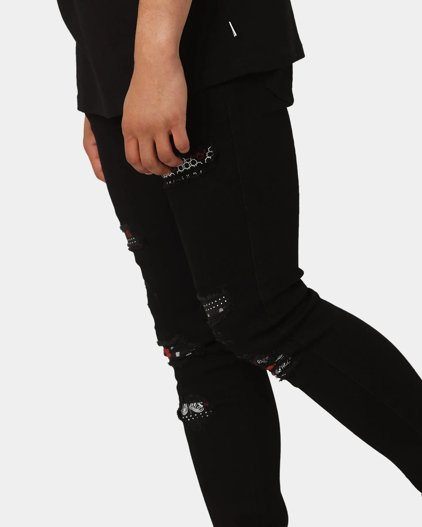 Carré BU Rugueux Distressed Jeans Black/Red