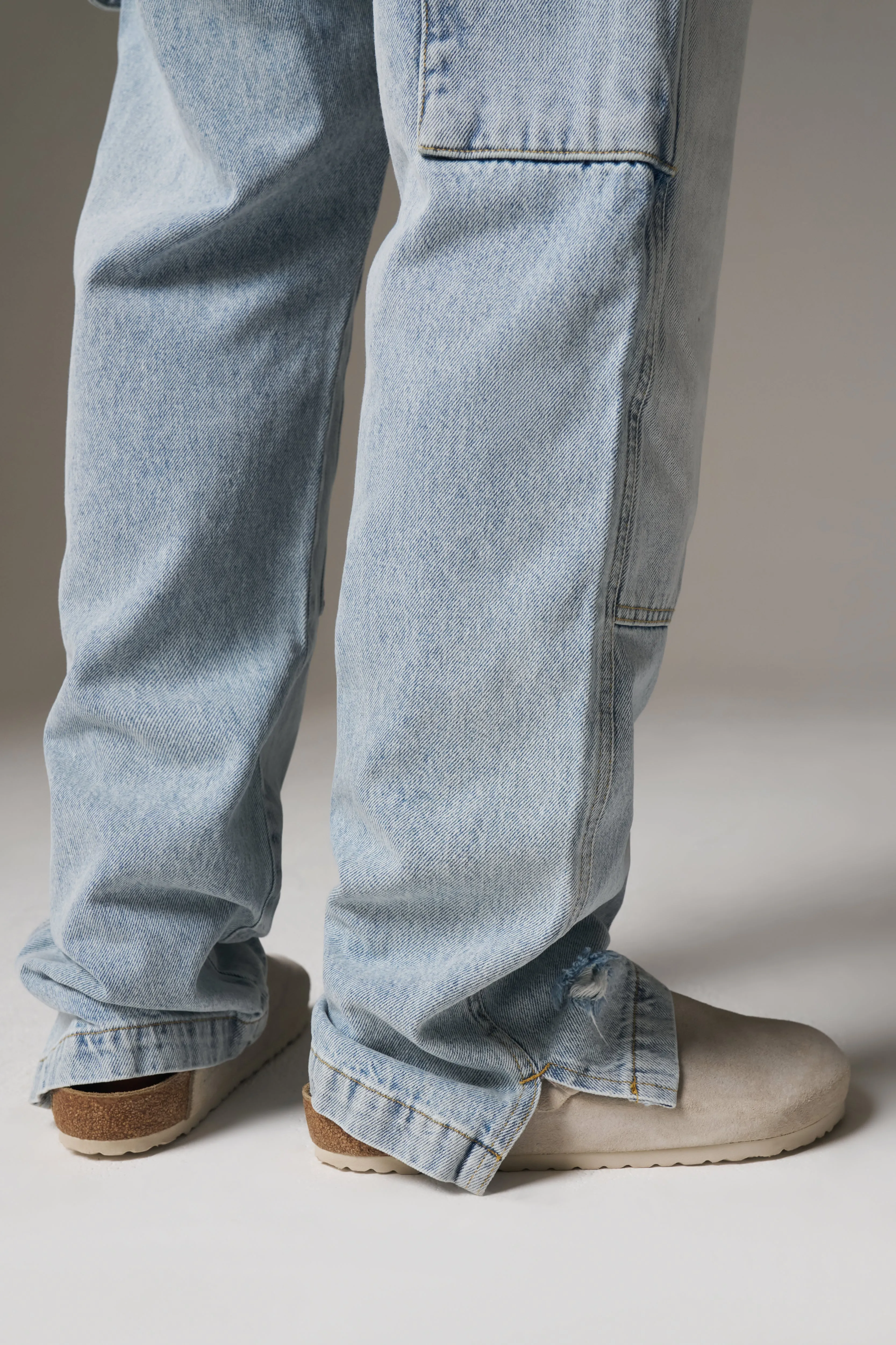 DENIM RIVET DETAIL CARPENTER JEANS - BLUE WASH