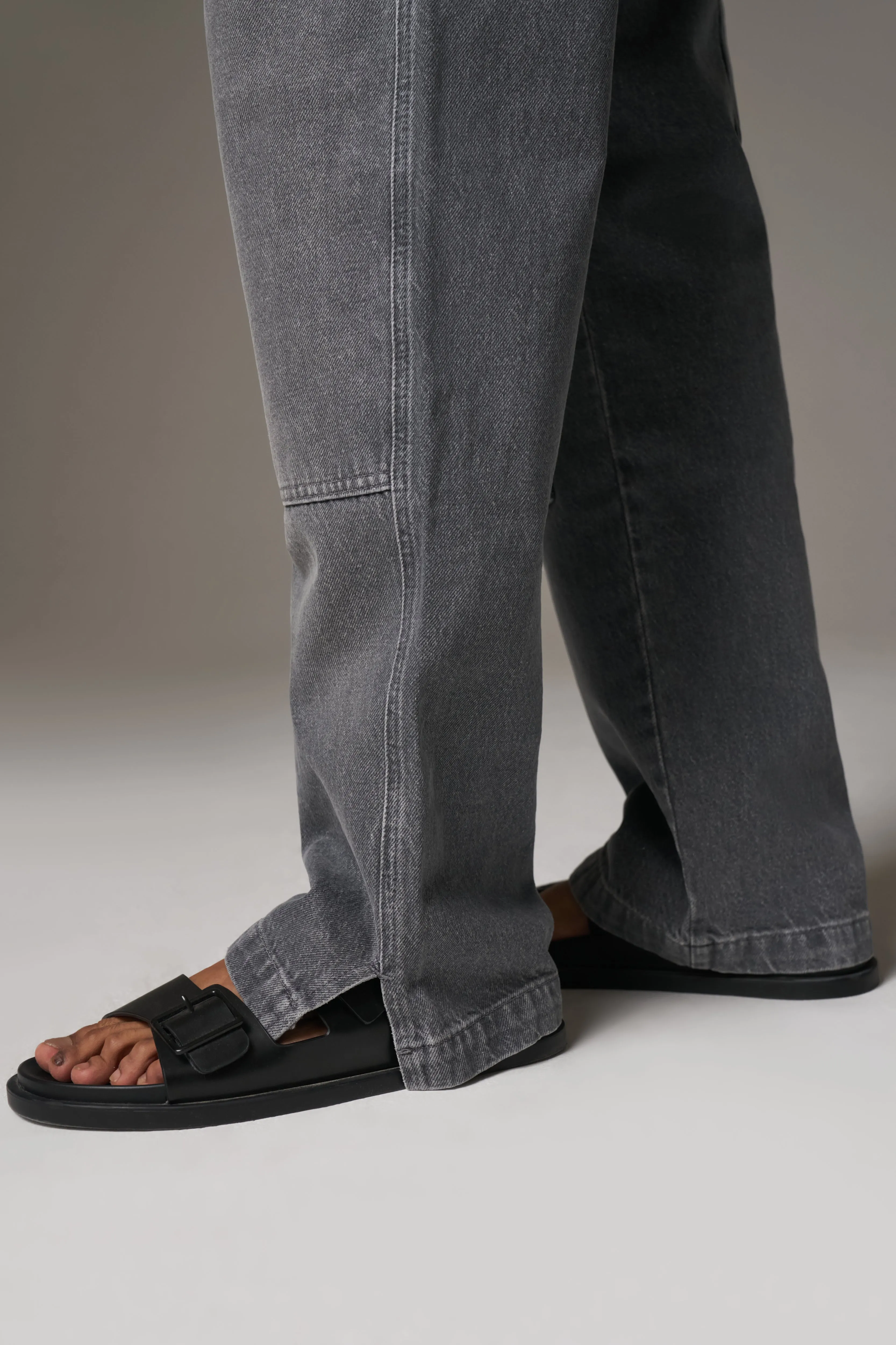 DENIM RIVET DETAIL CARPENTER JEANS - GREY WASH