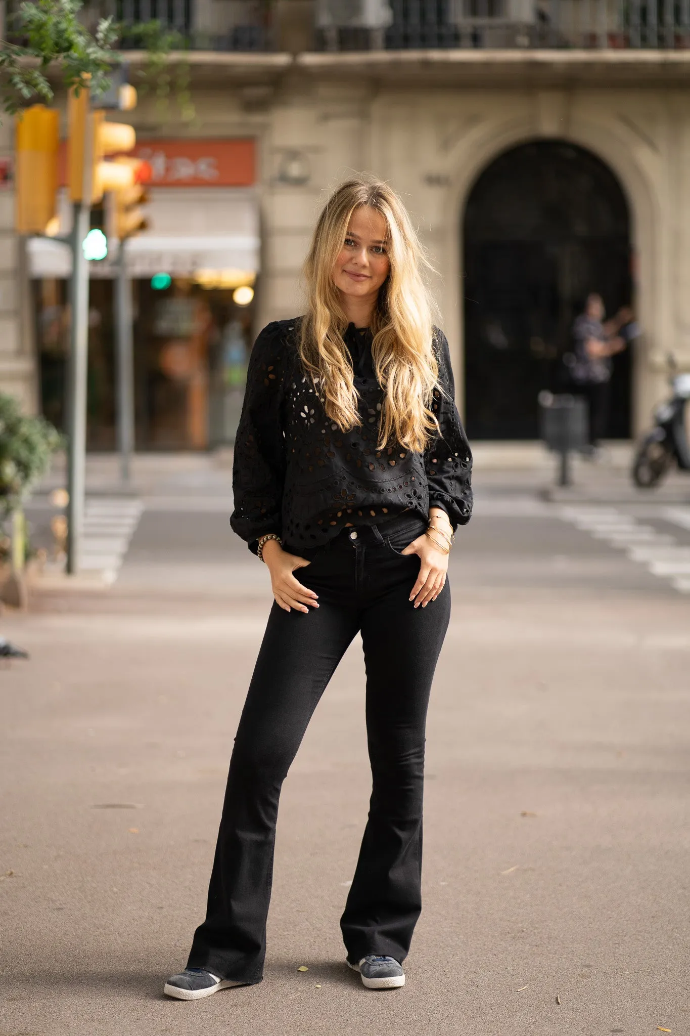 FLARE MID RISE - BLACK