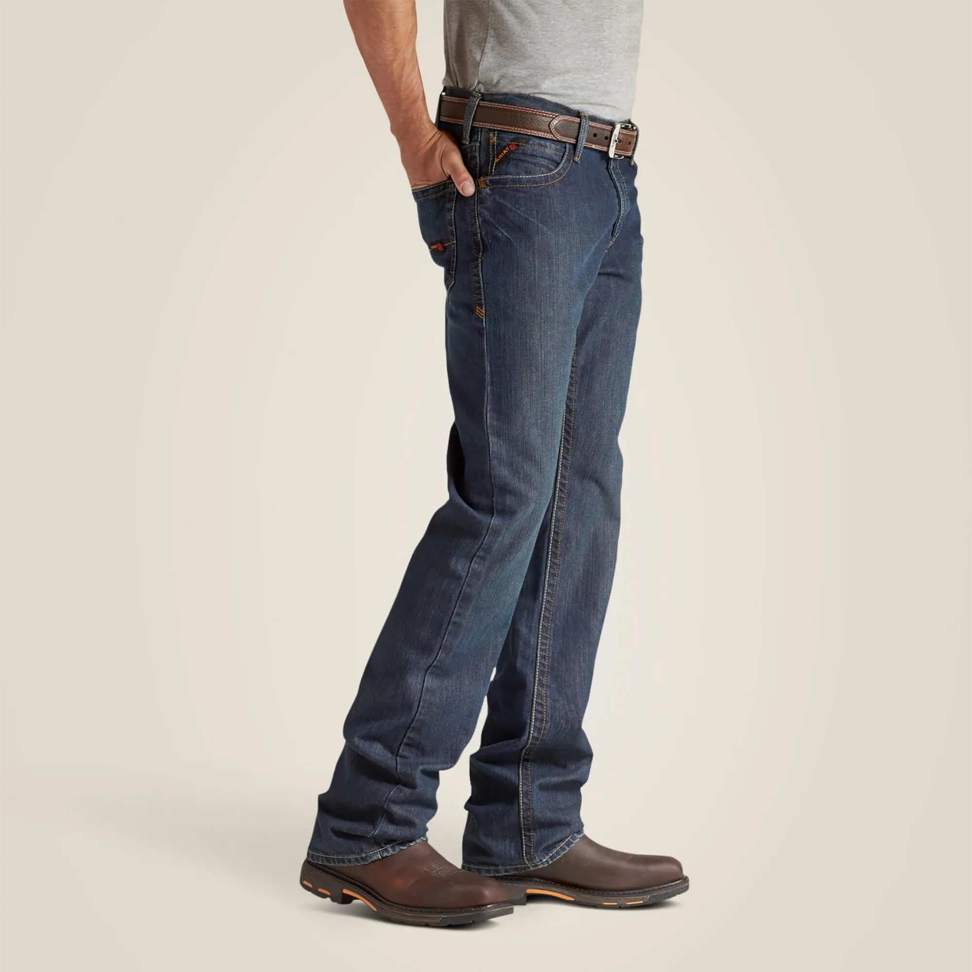 FR M4 Relaxed Basic Boot Cut Jean - Shale
