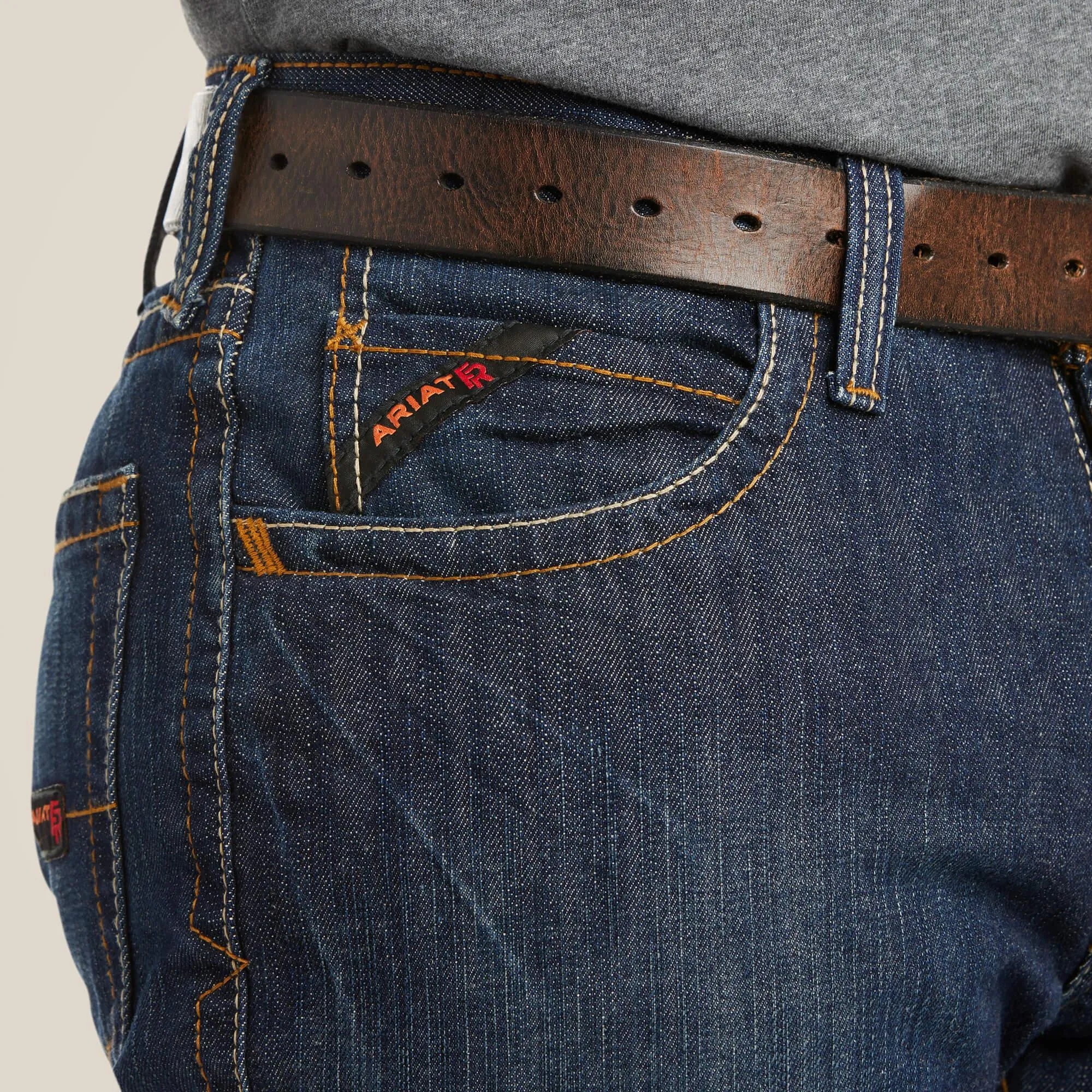 FR M4 Relaxed Basic Boot Cut Jean - Shale