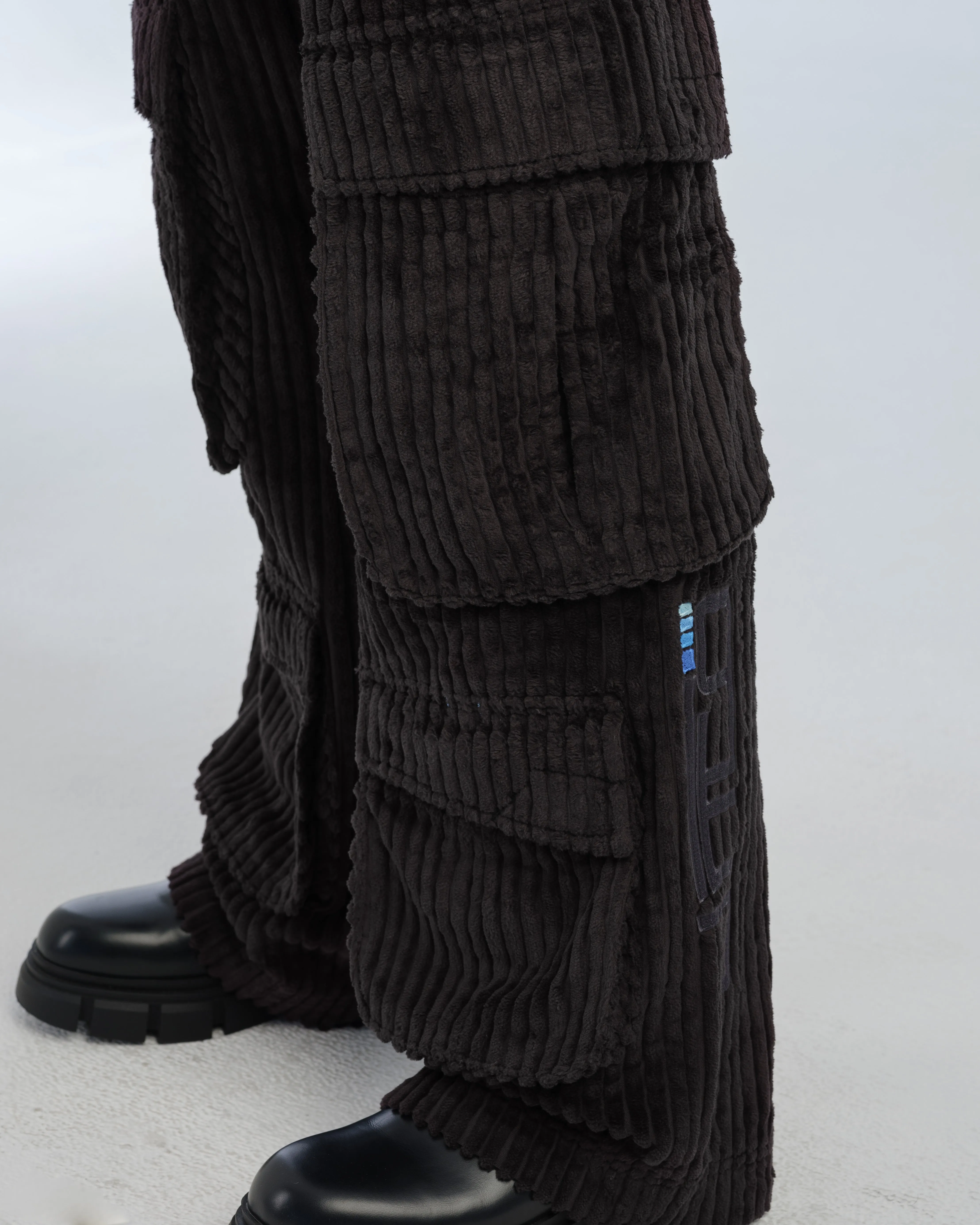 Legacy. 24". 2 Wale Corduroy. Black.