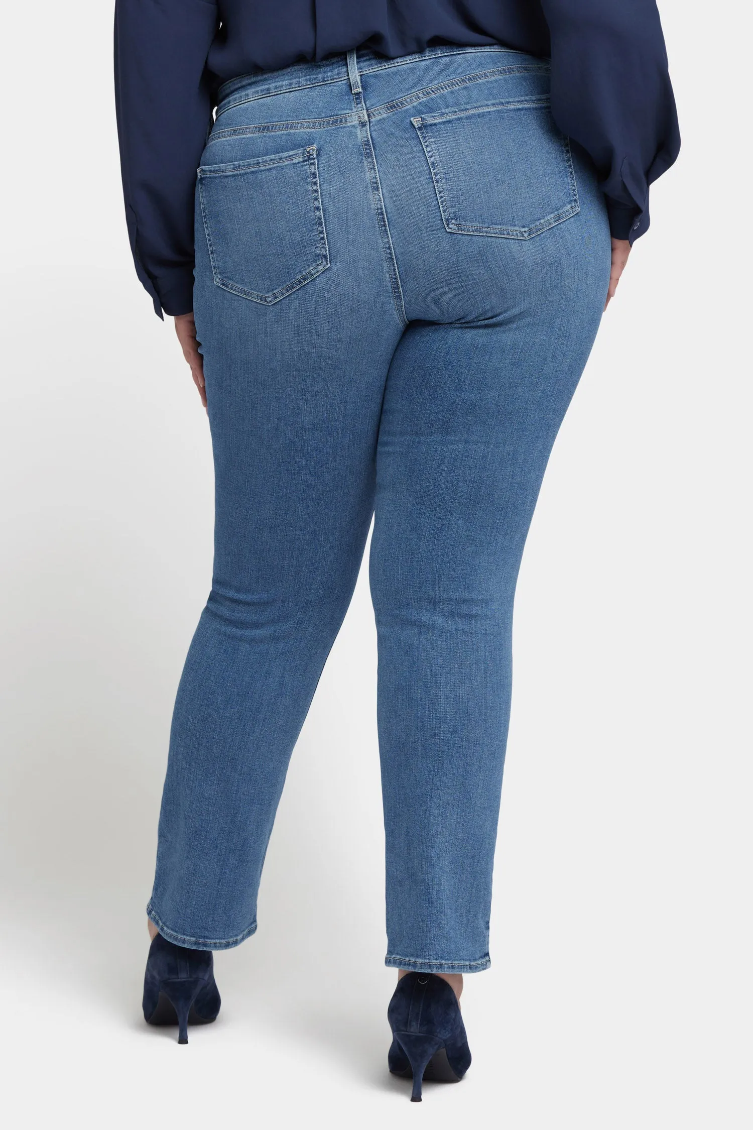 Marilyn Straight Jeans In Plus Size  - Heyburn