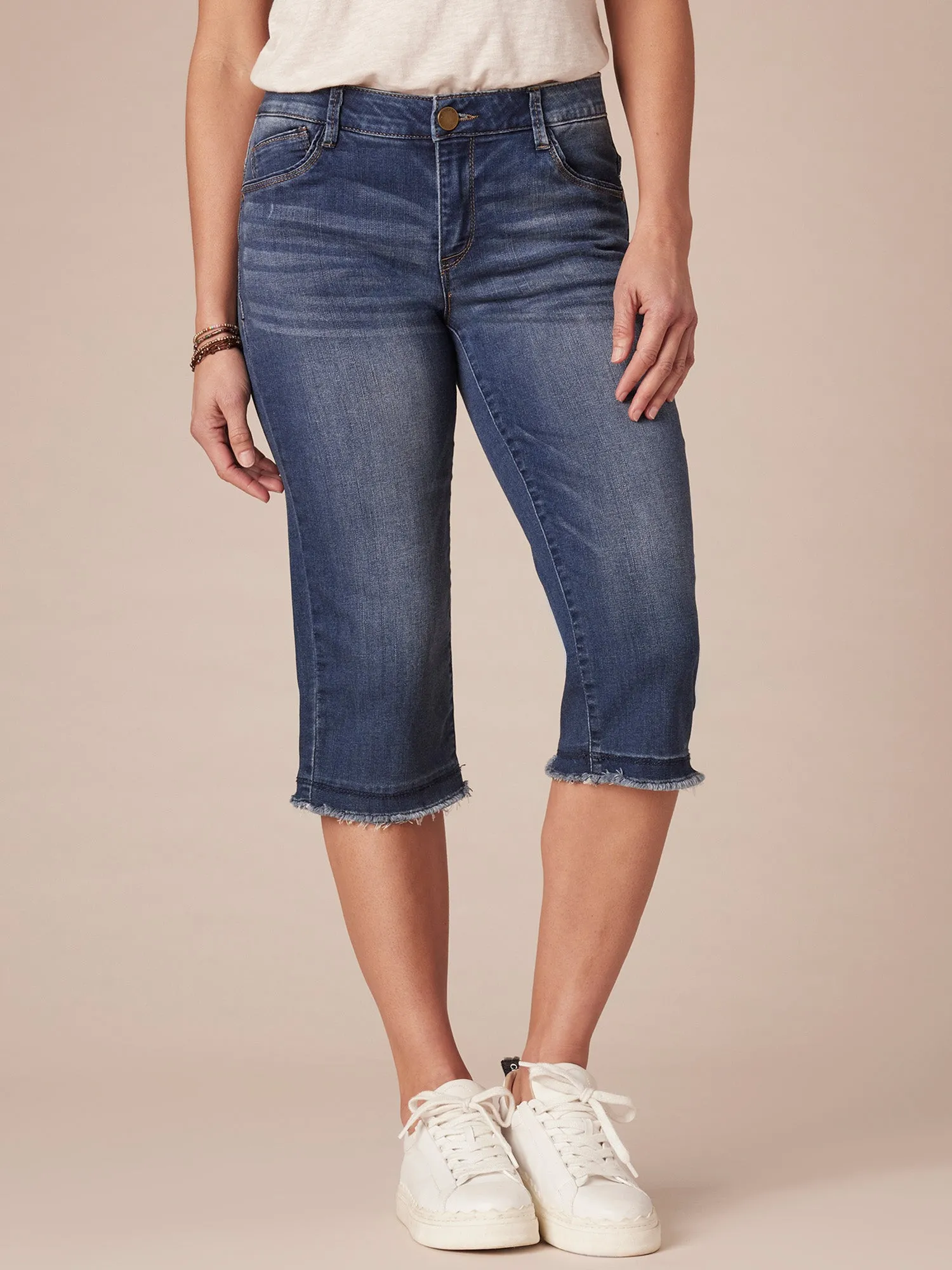 "Ab"solution® Blue Denim Petite Fray Hem Skimmer Capri