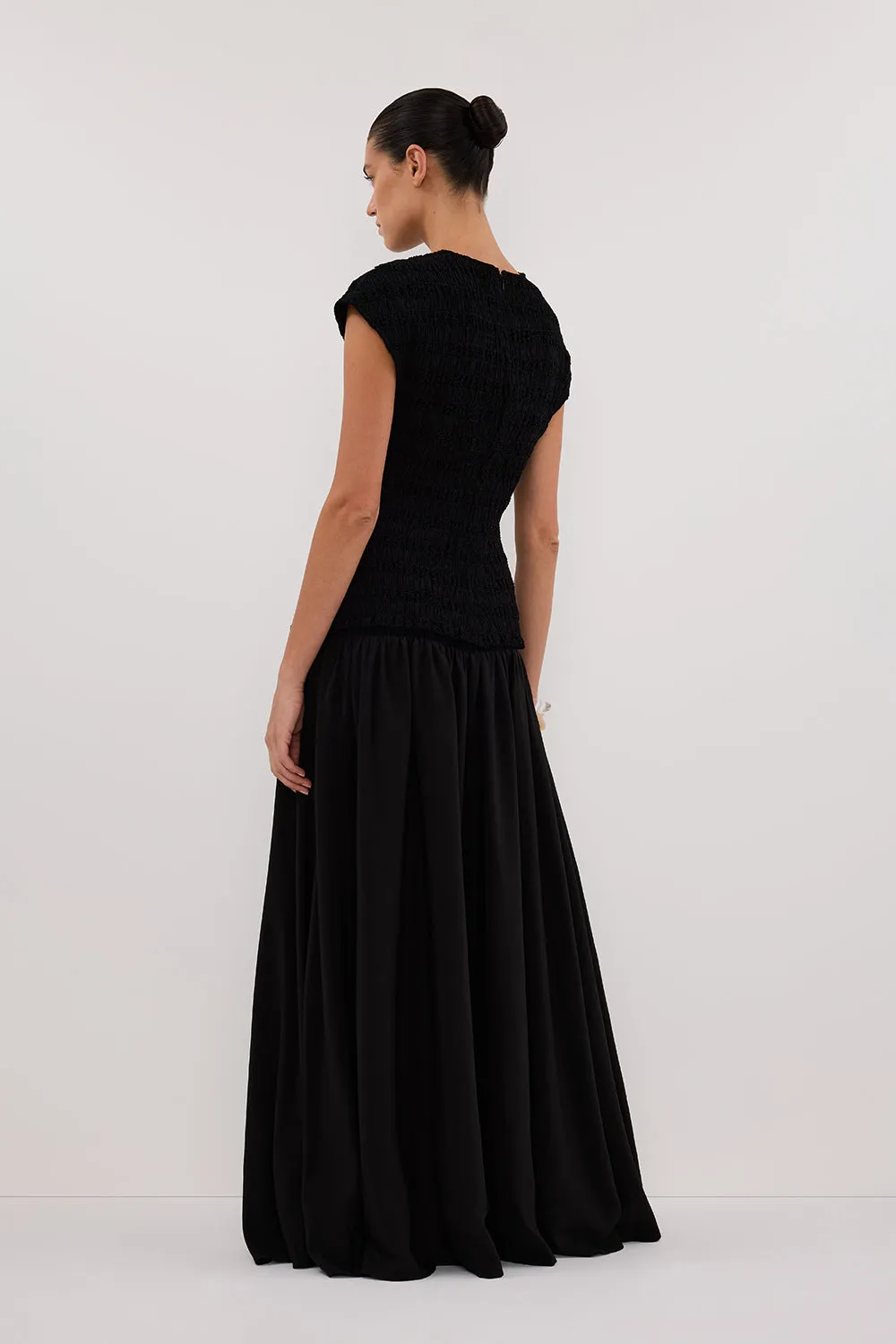 SIERRA BLACK TEXTURED TOP