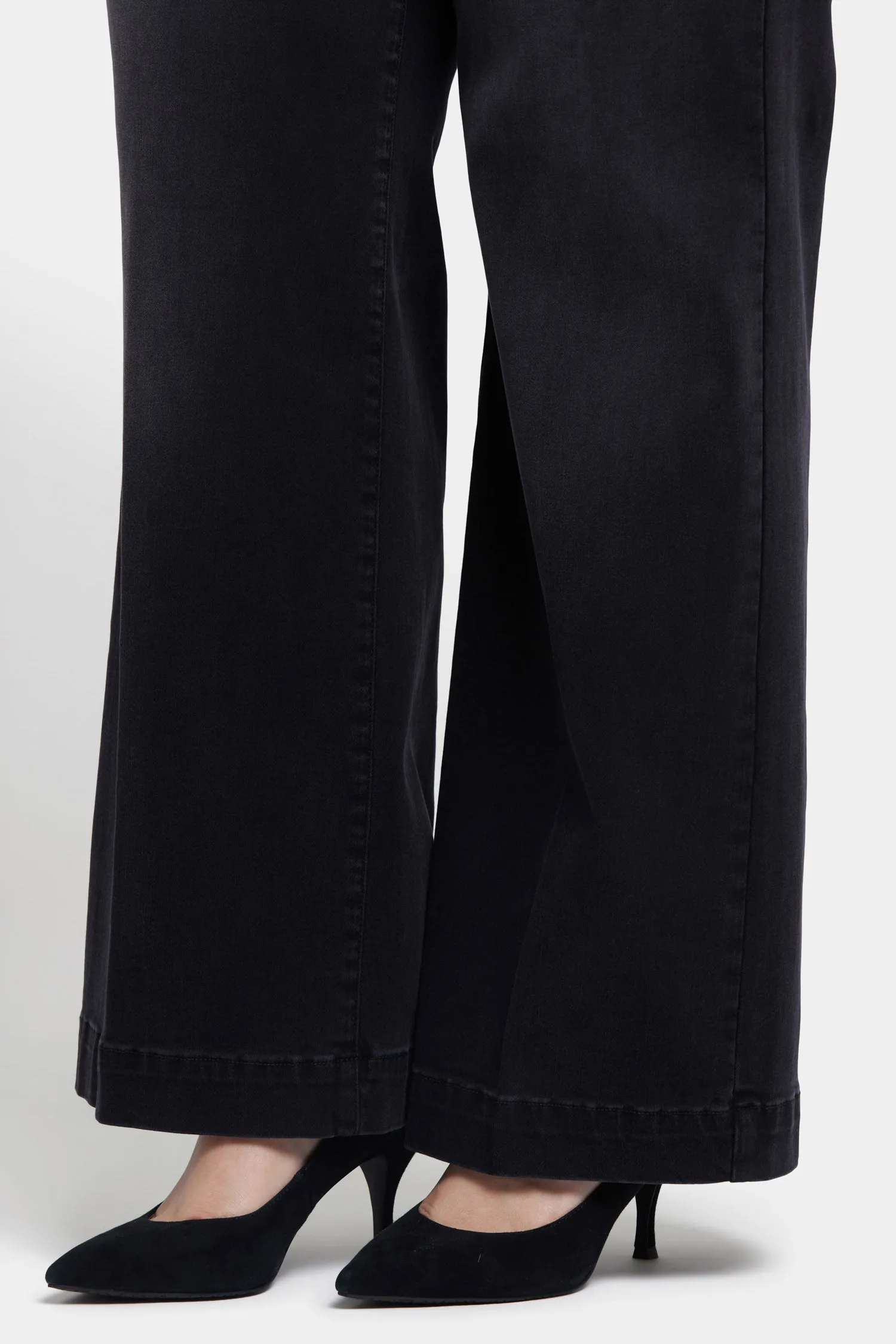 Teresa Wide Leg Jeans In Plus Size - Crosswinds