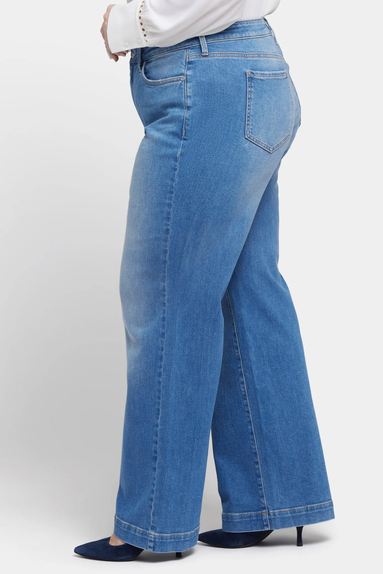 Teresa Wide Leg Jeans In Plus Size - Water Canyon