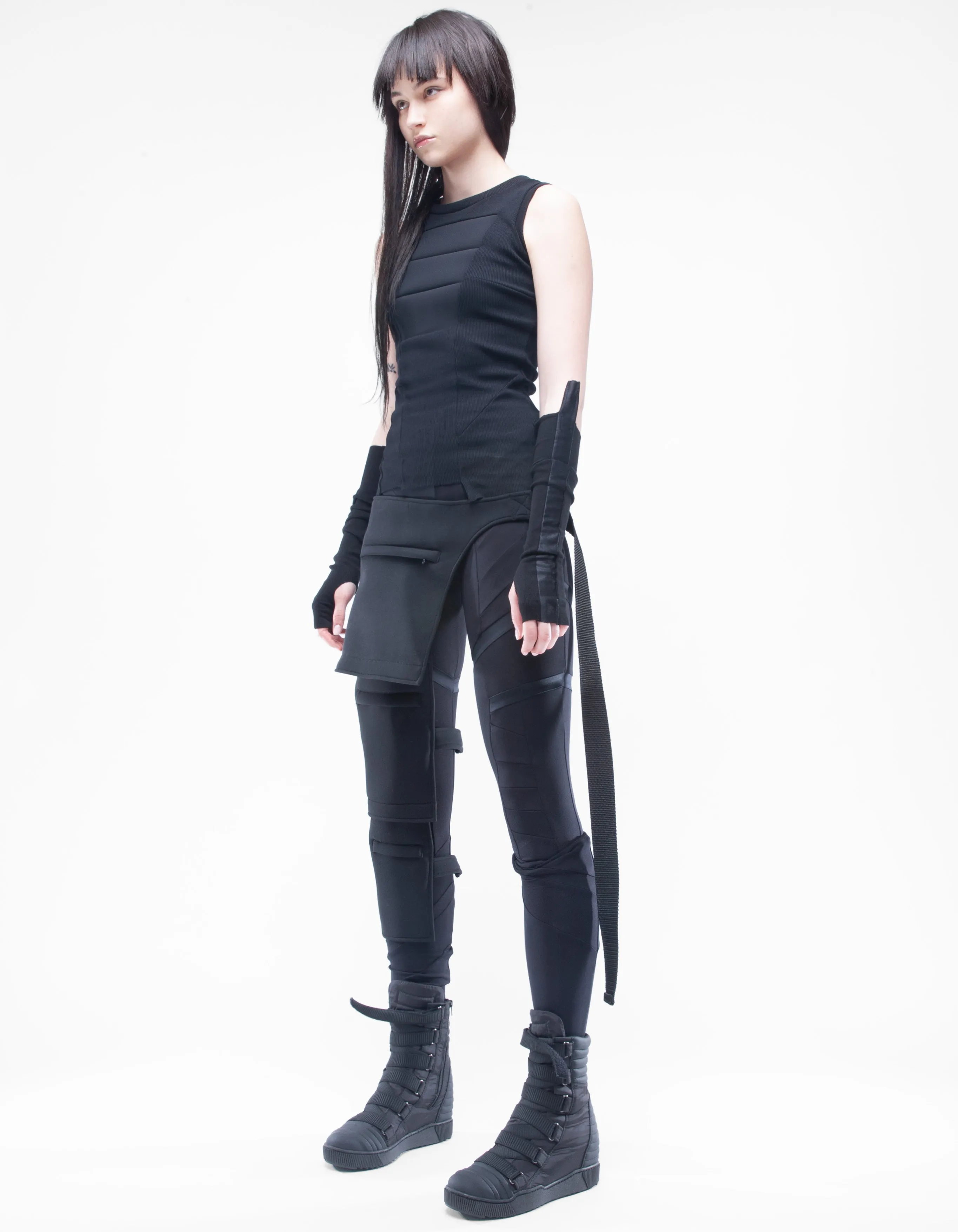 VEST MAAT W