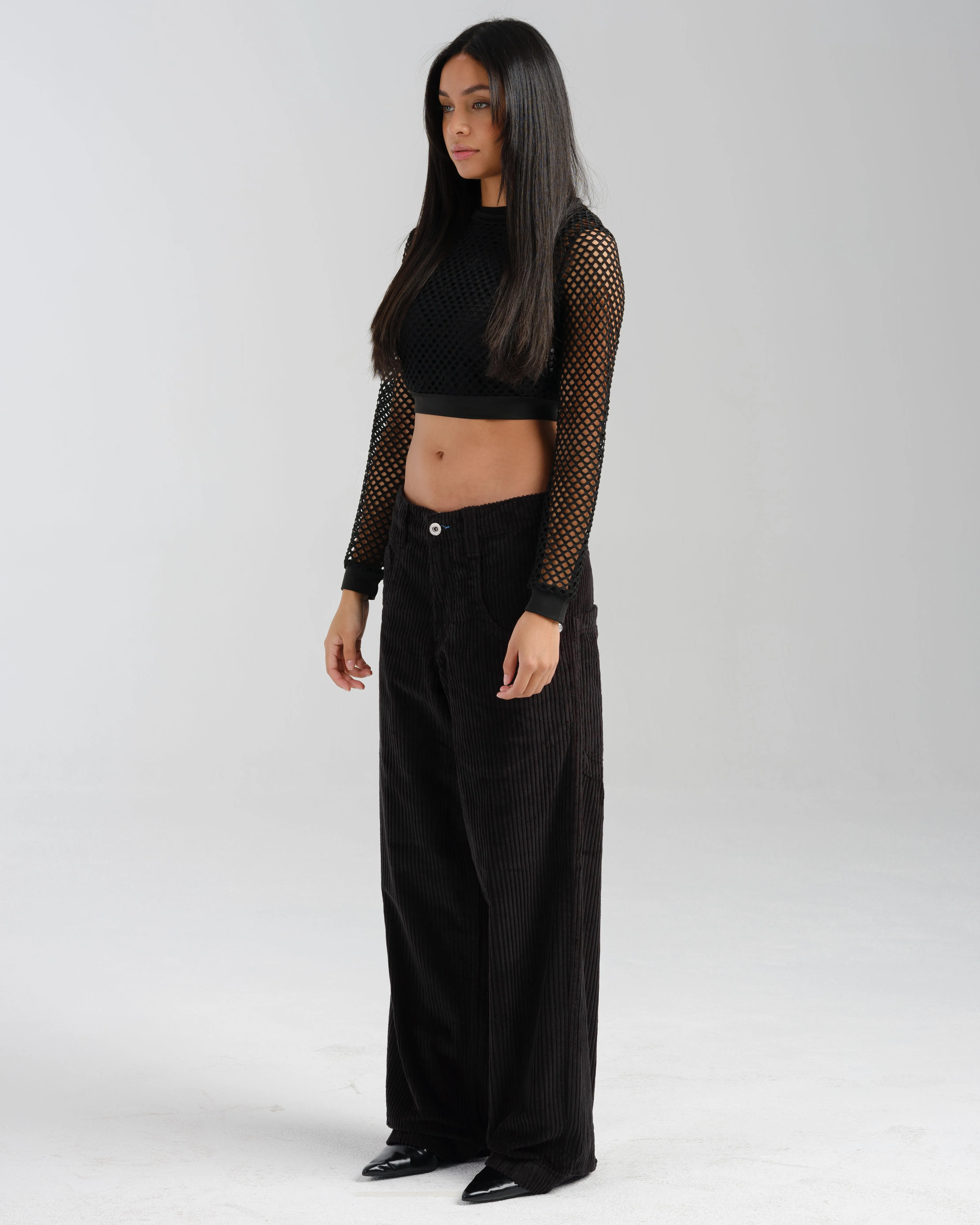 W169 Low Down. 20". 4 Wale Corduroy. Black.