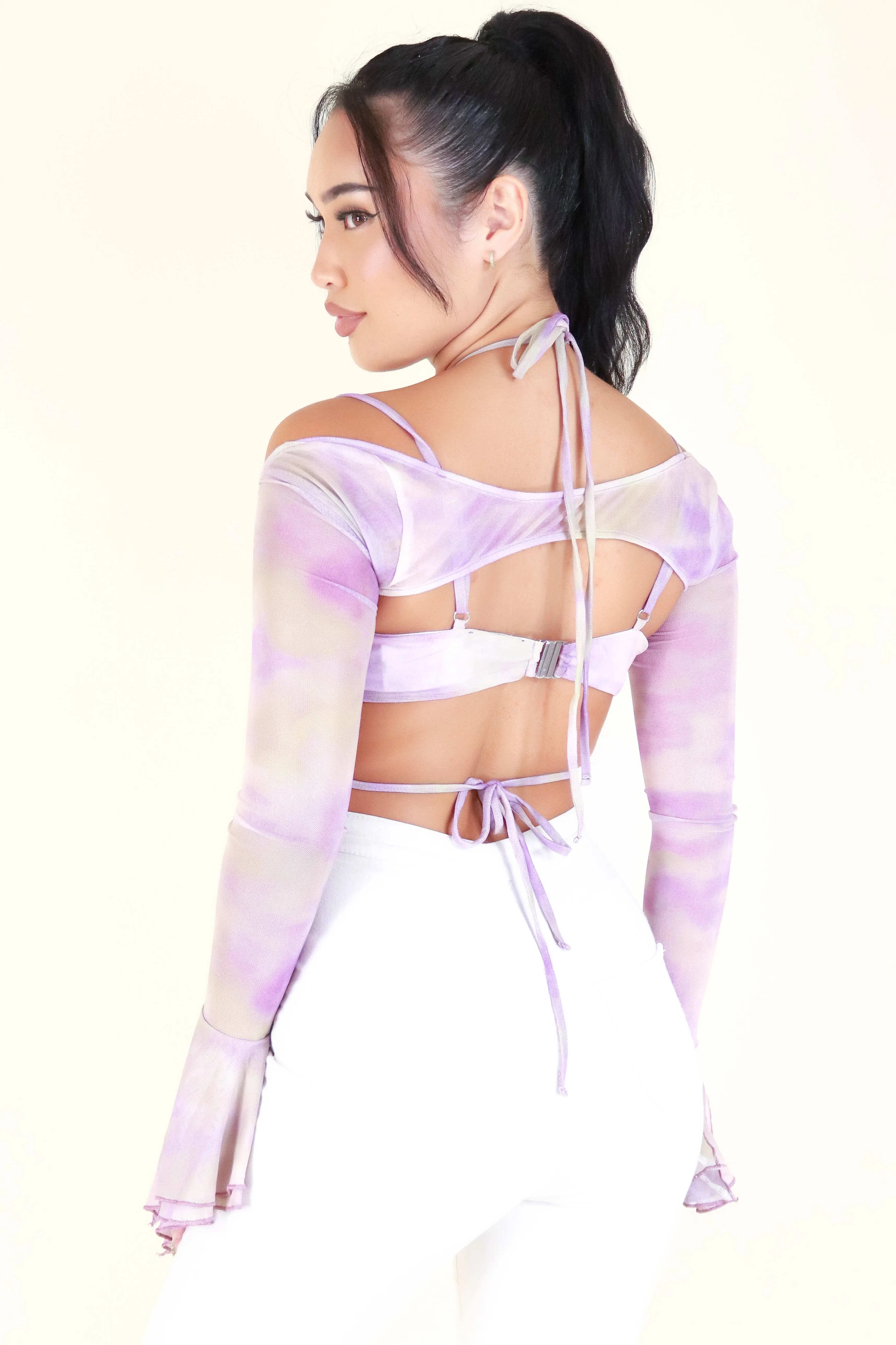 WINK BACK CROP TOP